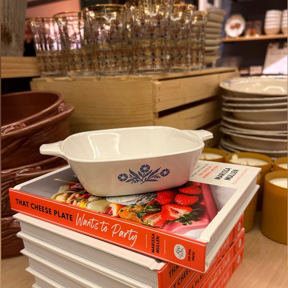 Corningware 1 3/4 Cup Baking Dish